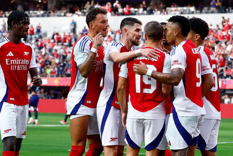 Arsenal đứng trước cơ hội xác lập kỷ lục vô tiền khoáng hậu